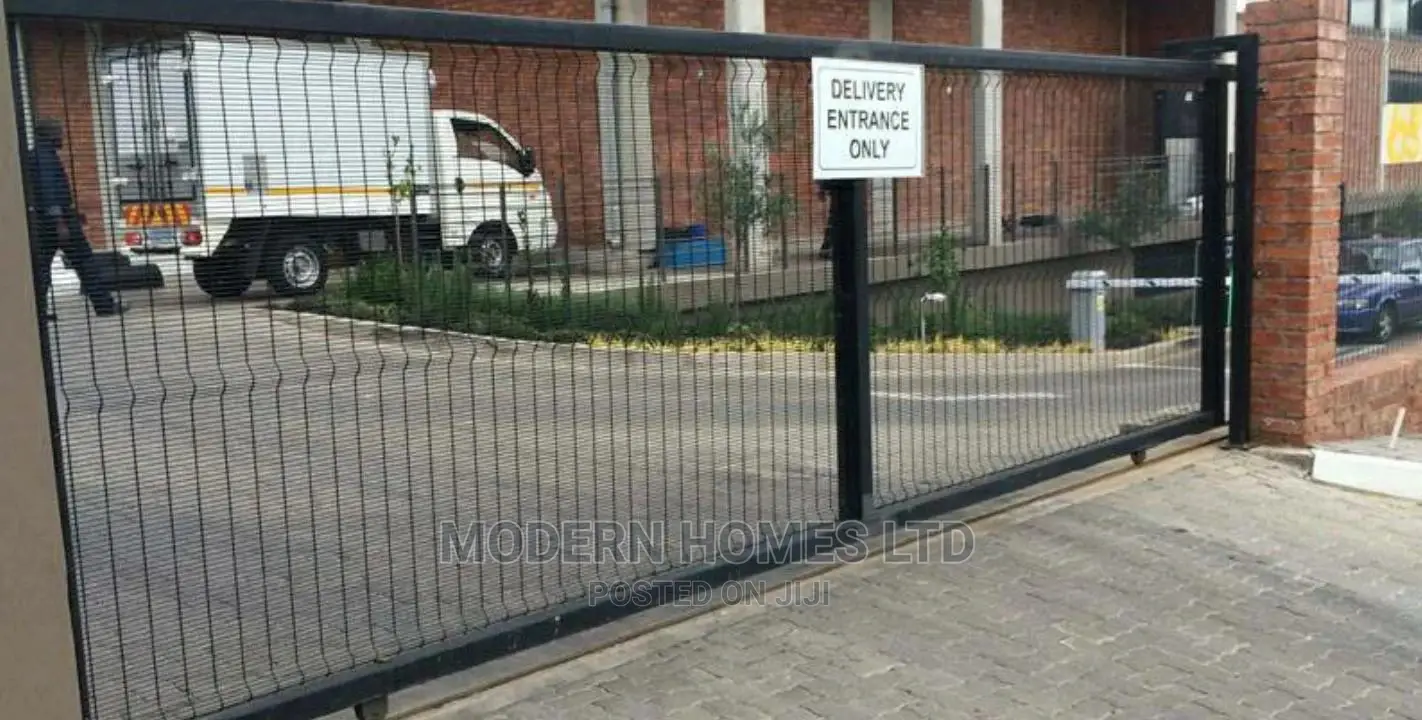 Anti-Climb Steel Fence Gate for Garden and Residence