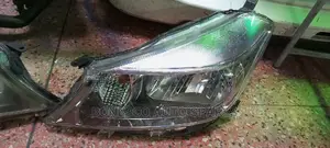 Vitz Juwel Left Nonxenon Headlight Assembly