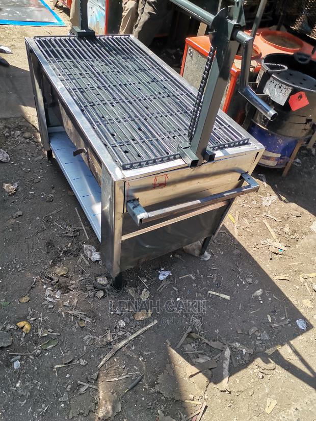 Stainless Steel Charcoal Grill - thumbnail 4