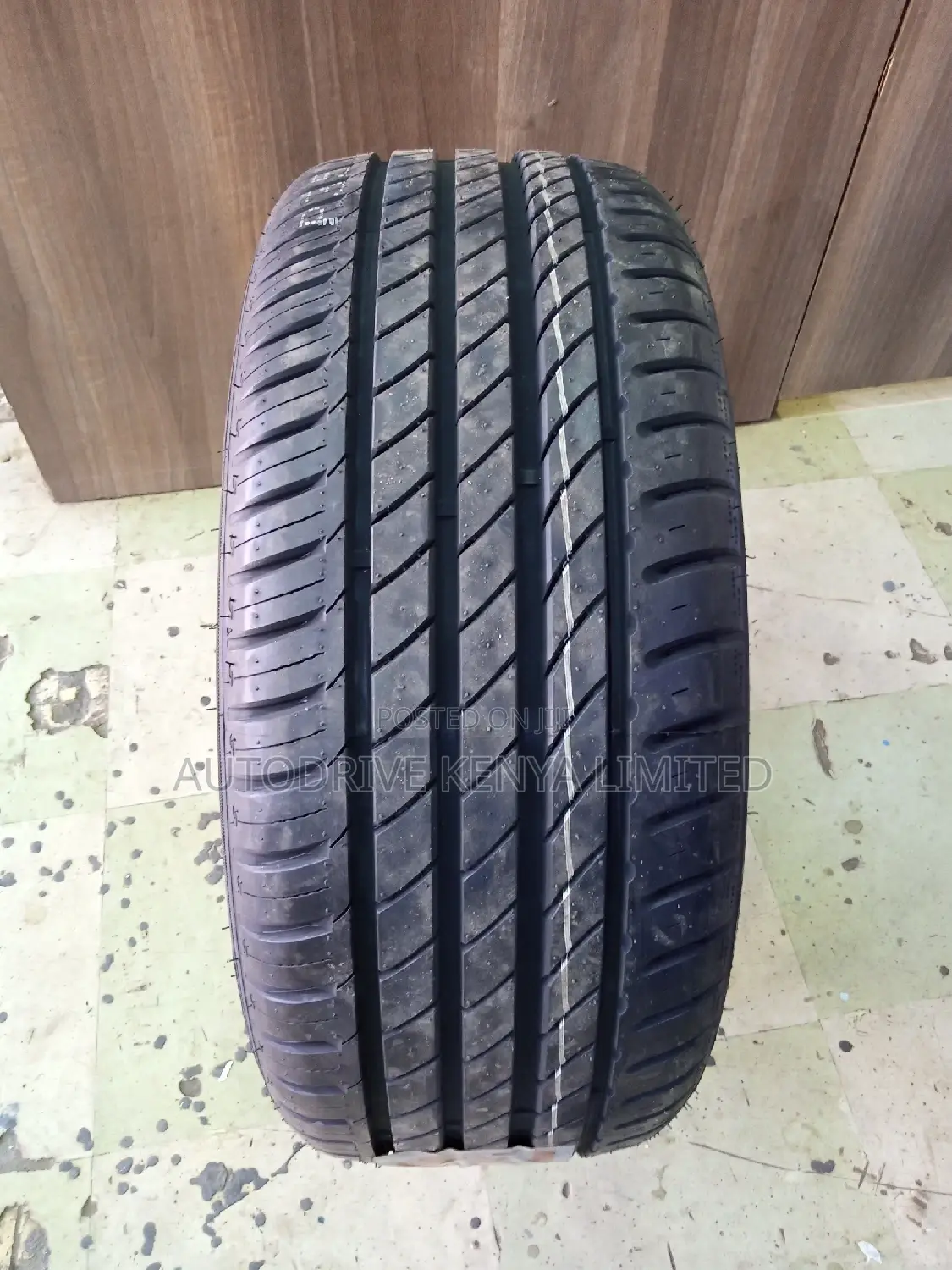 215/45r17 Zextour Tyre