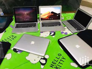 Superb Apple Macbook 13.3'' Corei5 8gbram 500hd 2.7ghz Backlights