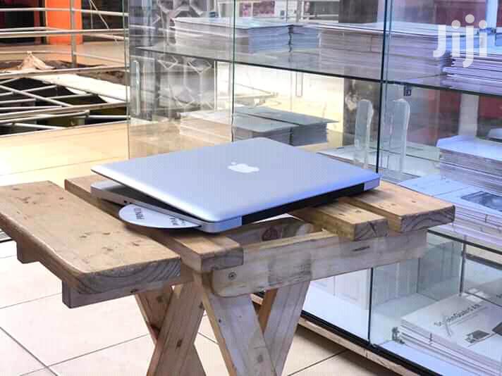 New Offer On Apple Macbook Pro 13.3'' Corei5 4gbram 500hd 2.6ghz