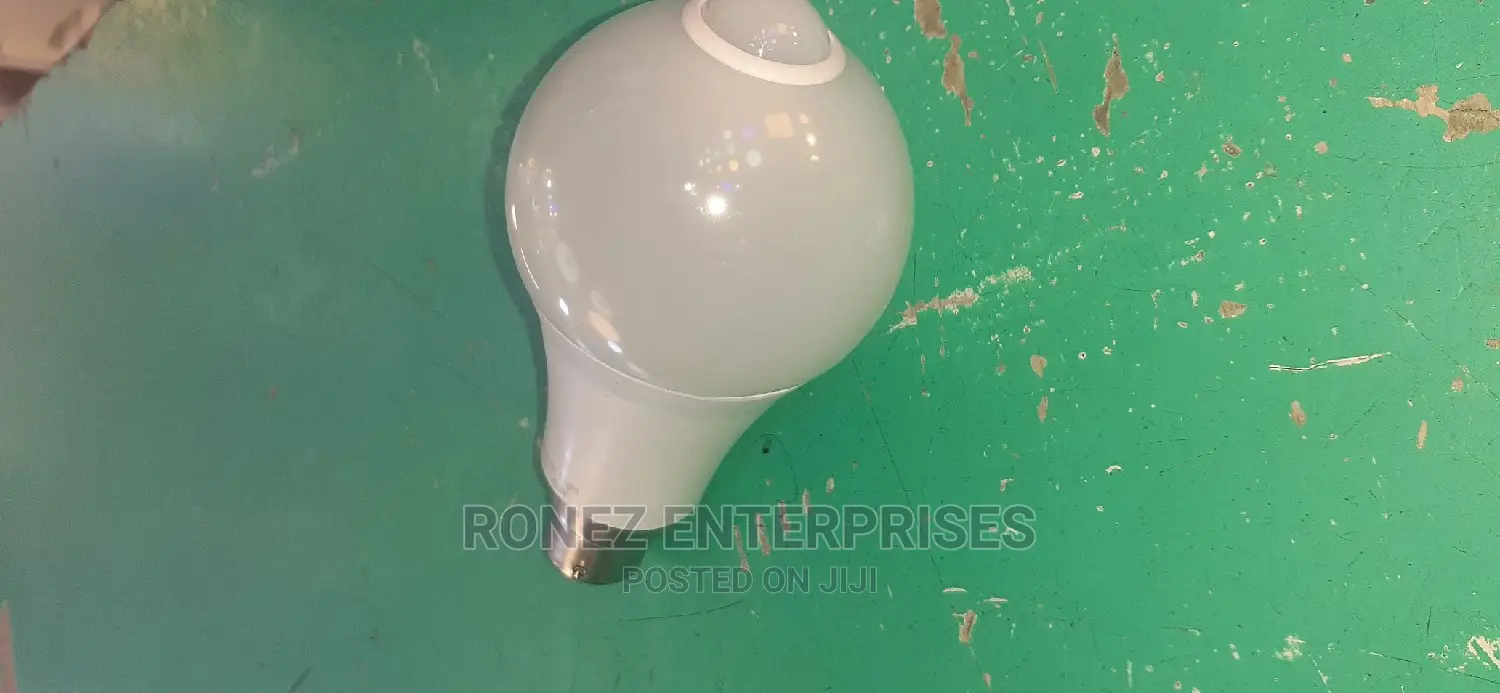 Bulb With Sencor