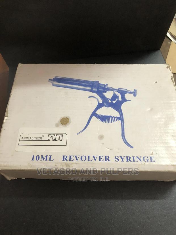 Revolver Syringe for Animals - thumbnail 4