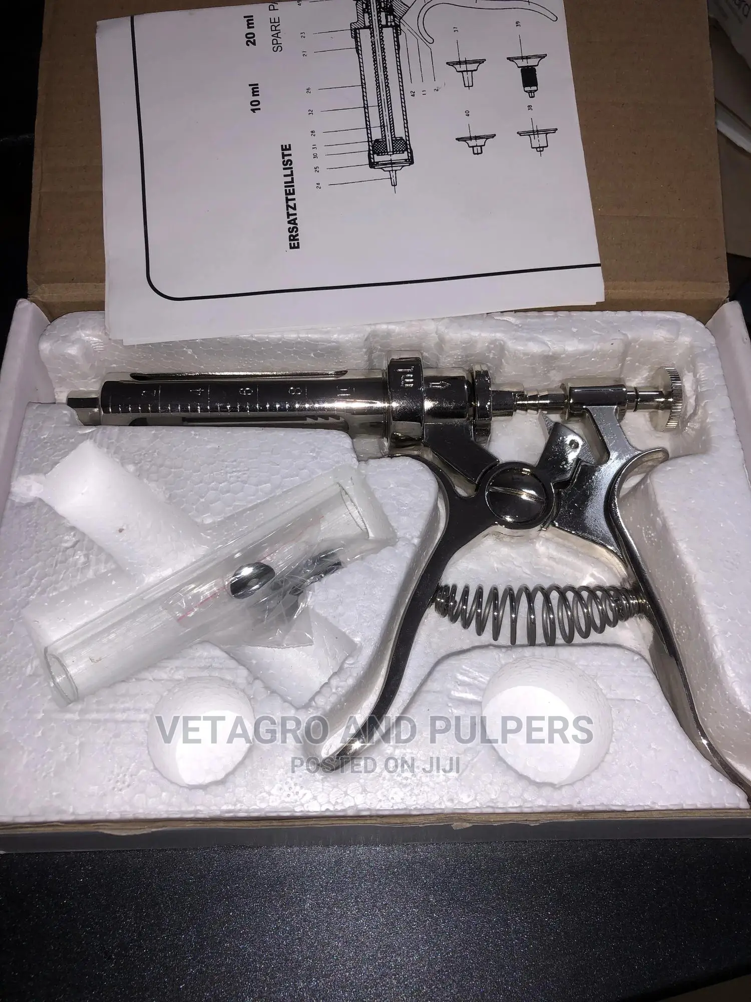 Revolver Syringe for Animals