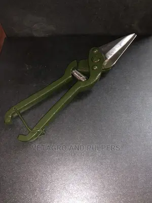 Cattle Hoof Cutter - Heavy Duty