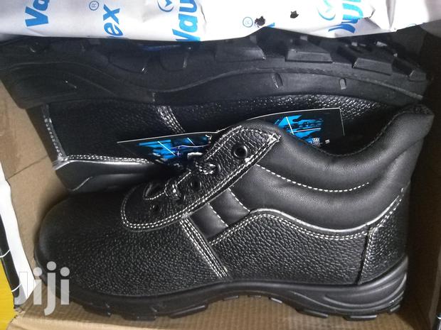 Vaultex Safety Boots - thumbnail 2