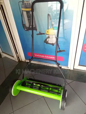 New Manual Lawn Mower