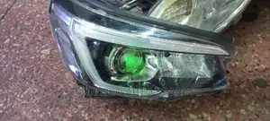 Subaru Forester SK Right Xenon Headlight Assembly