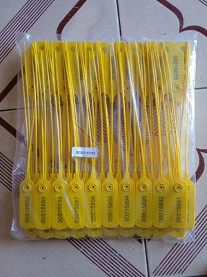 Plastic Seals - thumbnail 2