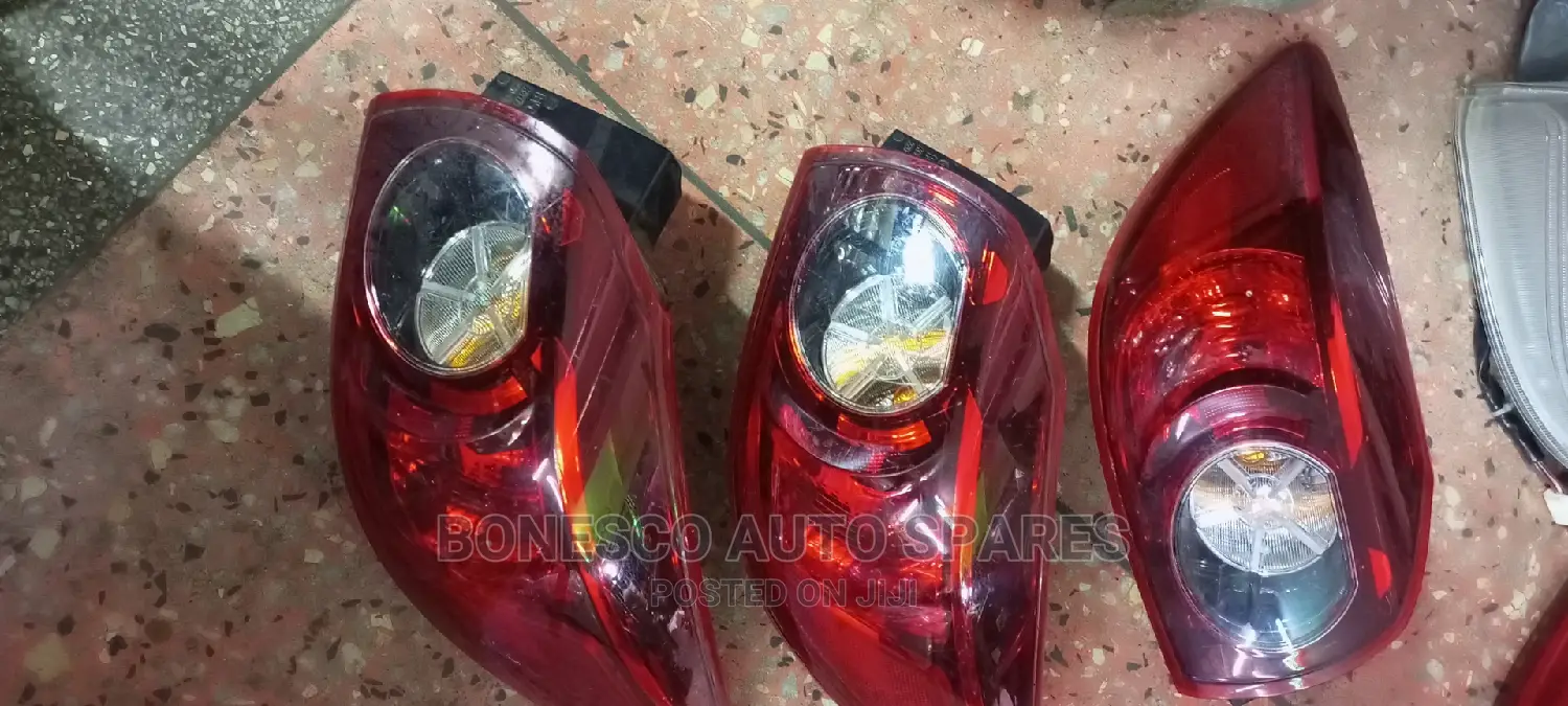 2014 Mazda 3 Taillights/ Backlights/ Rear Lights