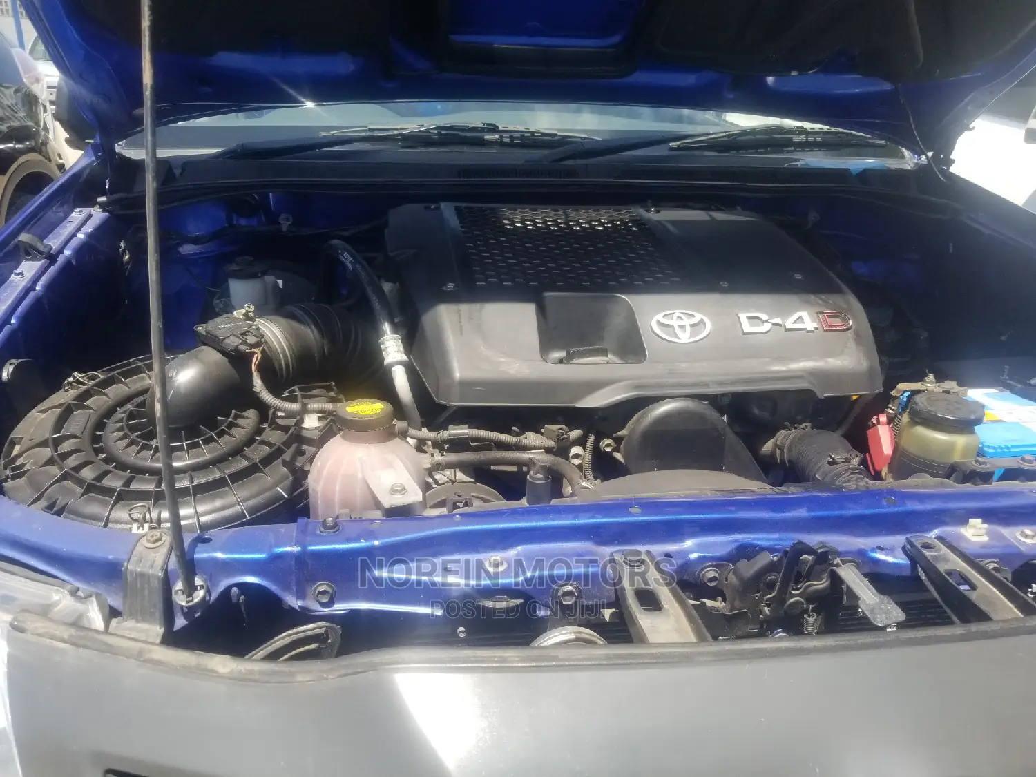 Toyota Hilux 2014 Blue