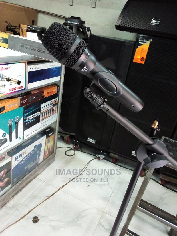 Corded Microphone With Microphone Stand - main view