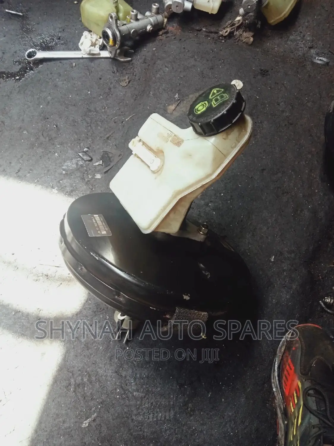 Brake Master Cylinder and Booster Mazda Premacy
