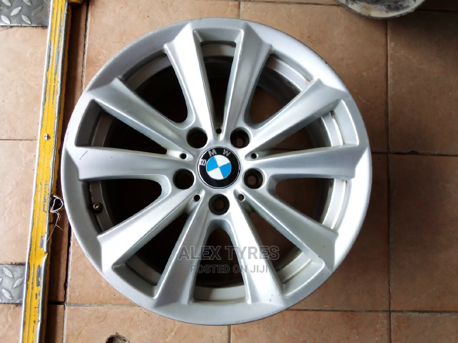 Size 17 Inch BMW Original Rims Set