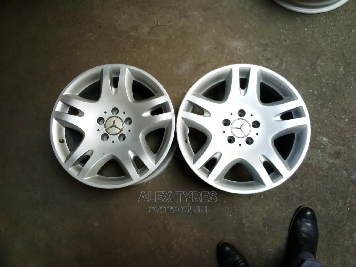 Size 17 Inch Mercedes Benz Original Rims Set