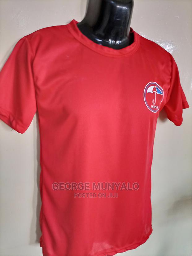 Wiper Red T-Shirts Campaign - thumbnail 2