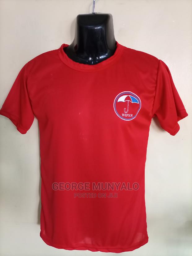 Wiper Red T-Shirts Campaign - thumbnail 4