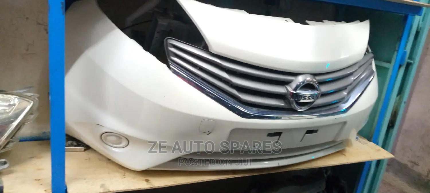 Nissan Note Nosecut 2012
