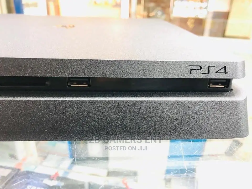 Play Station 4, Slim 500 GB Version