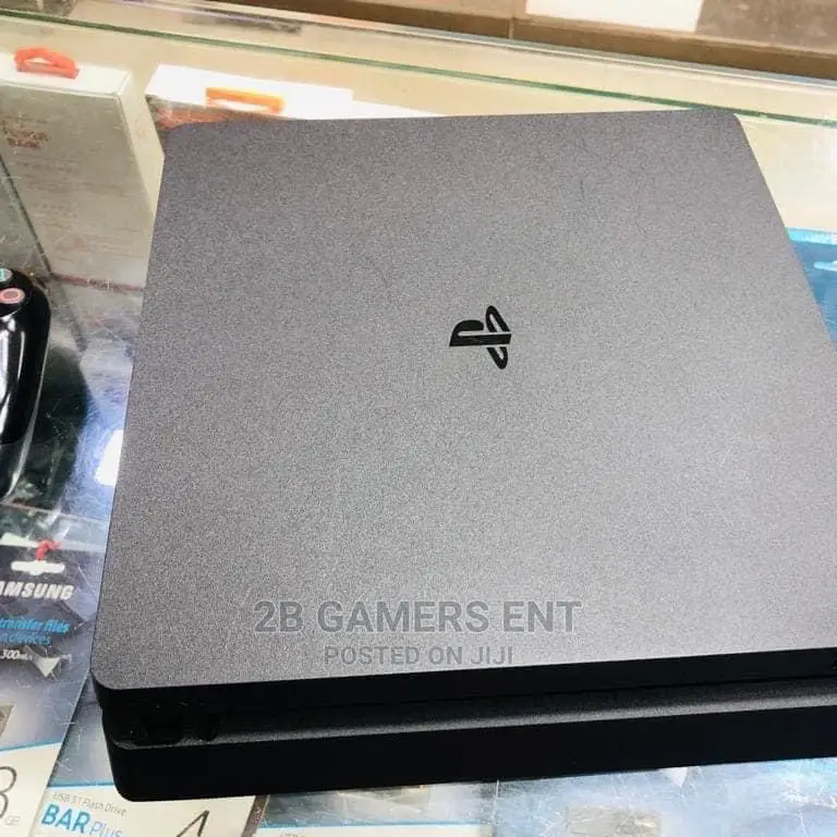 Play Station 4, Slim 500 GB Version