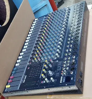 Smx 16 16channel Plain Mixer