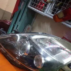 Isis 2010 Headlight New Model