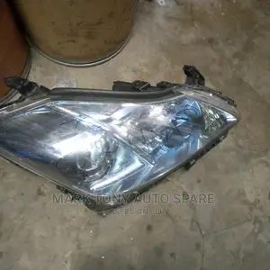 Crown Headlight 2012