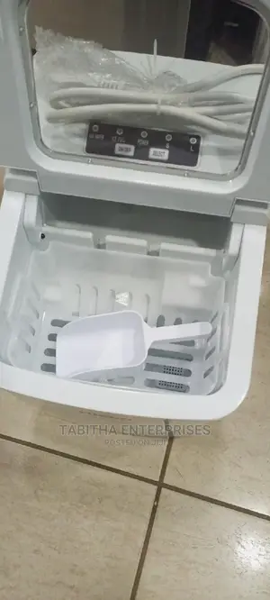 Hicon Ice Cube Maker