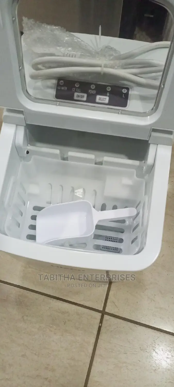 Hicon Ice Cube Maker