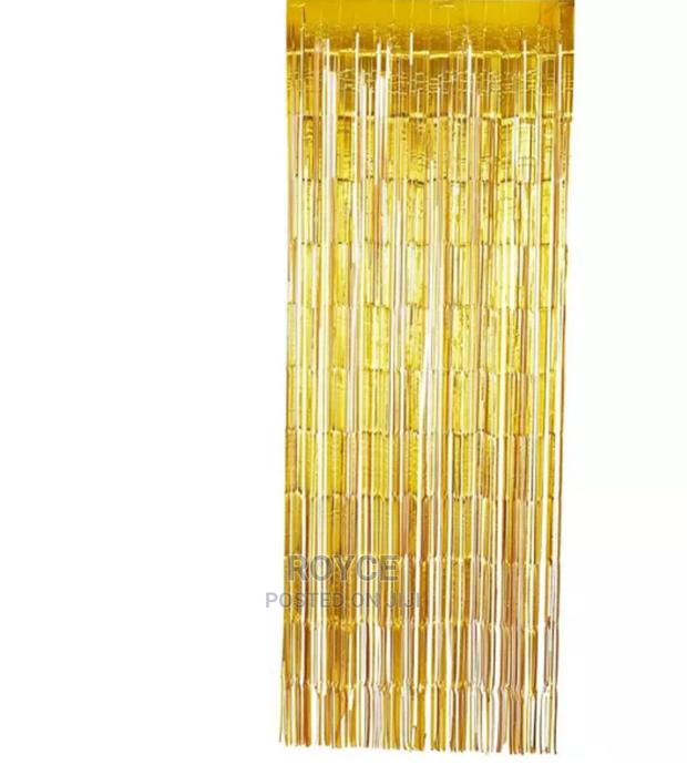 Foil Fringe Curtain - thumbnail 5