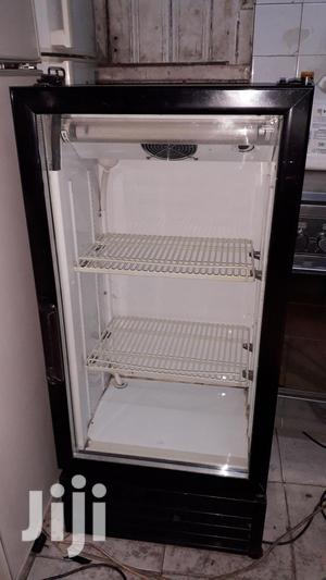 Small Display Fridge - thumbnail 2