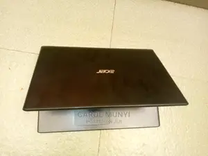 Laptop Acer Aspire v V5 572P 4GB Intel Celeron HDD 500GB