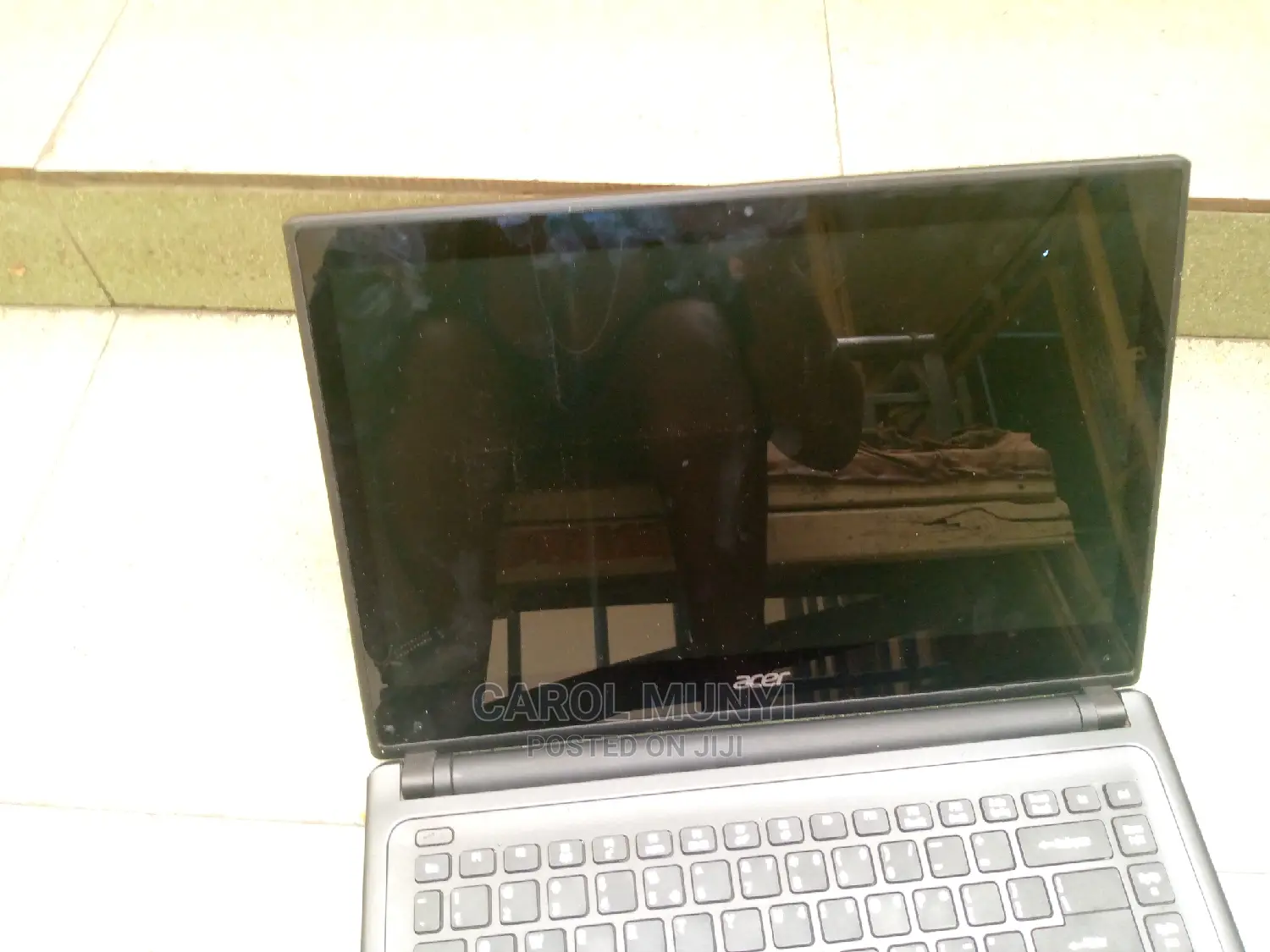 Laptop Acer Aspire v V5 572P 4GB Intel Celeron HDD 500GB