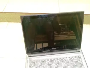 Laptop Acer Aspire v V5 572P 4GB Intel Celeron HDD 500GB