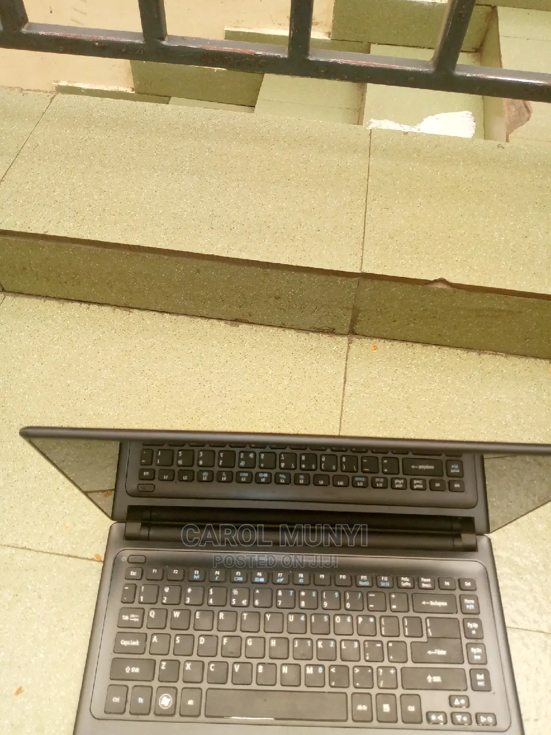 Laptop Acer Aspire v V5 572P 4GB Intel Celeron HDD 500GB