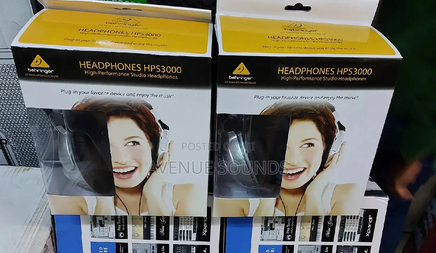 Behringer HPS3000 Studio Headphones