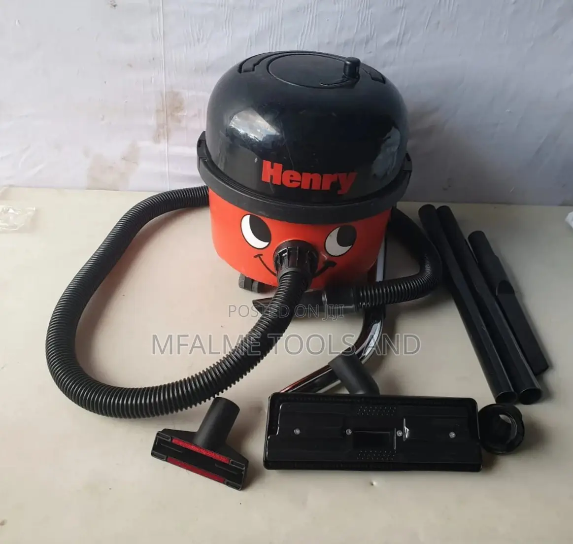 Hoover/Vacuum Cleaner -henry Numatic 9ltrs 620w 240v- Ex-uk