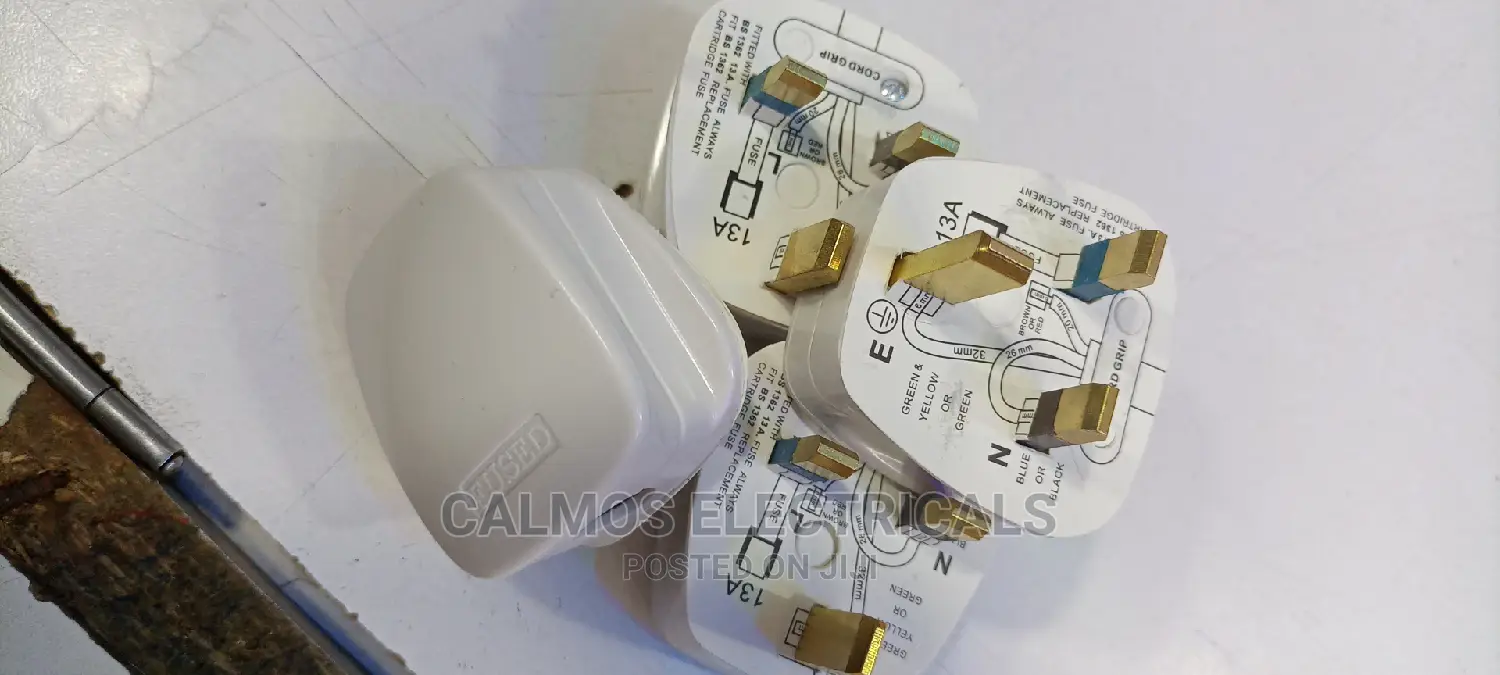 13amps Top Plugs