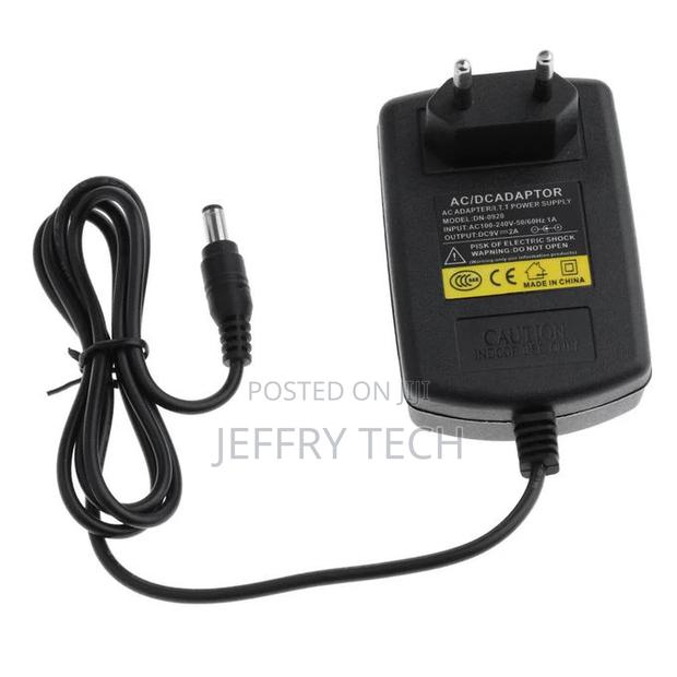 Generic EU Plug AC 100v-240v to DC9V 2A Power Supply Charger