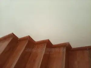 Staircase Laminate Fixing
