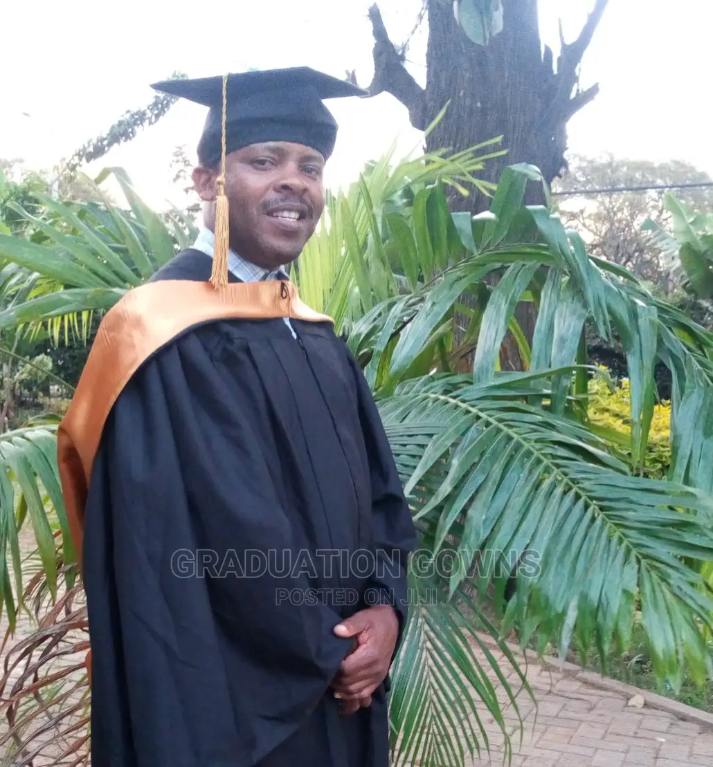 Hire/Sale of Degree Graduation Gowns