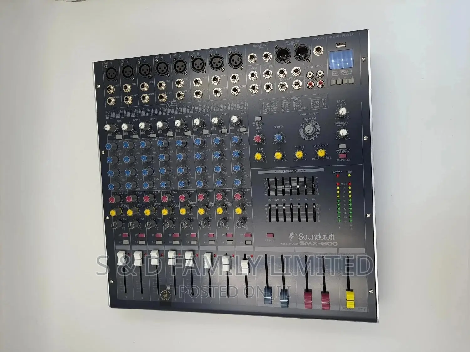 Soundcraft Plain 8 Channels Mixer