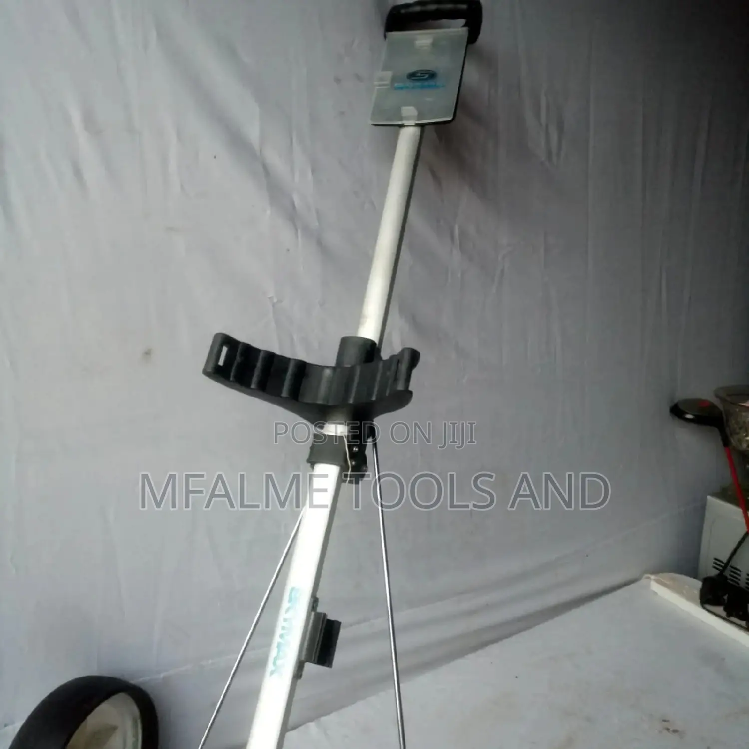 Golf Trolleys - 2 Wheels Light WGHT Alumi/Iron Frame - Ex-Uk