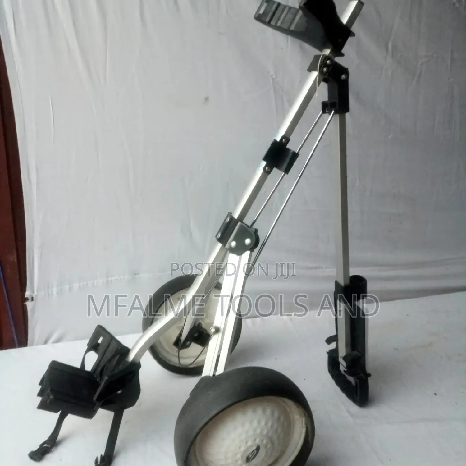 Golf Trolleys - 2 Wheels Light WGHT Alumi/Iron Frame - Ex-Uk