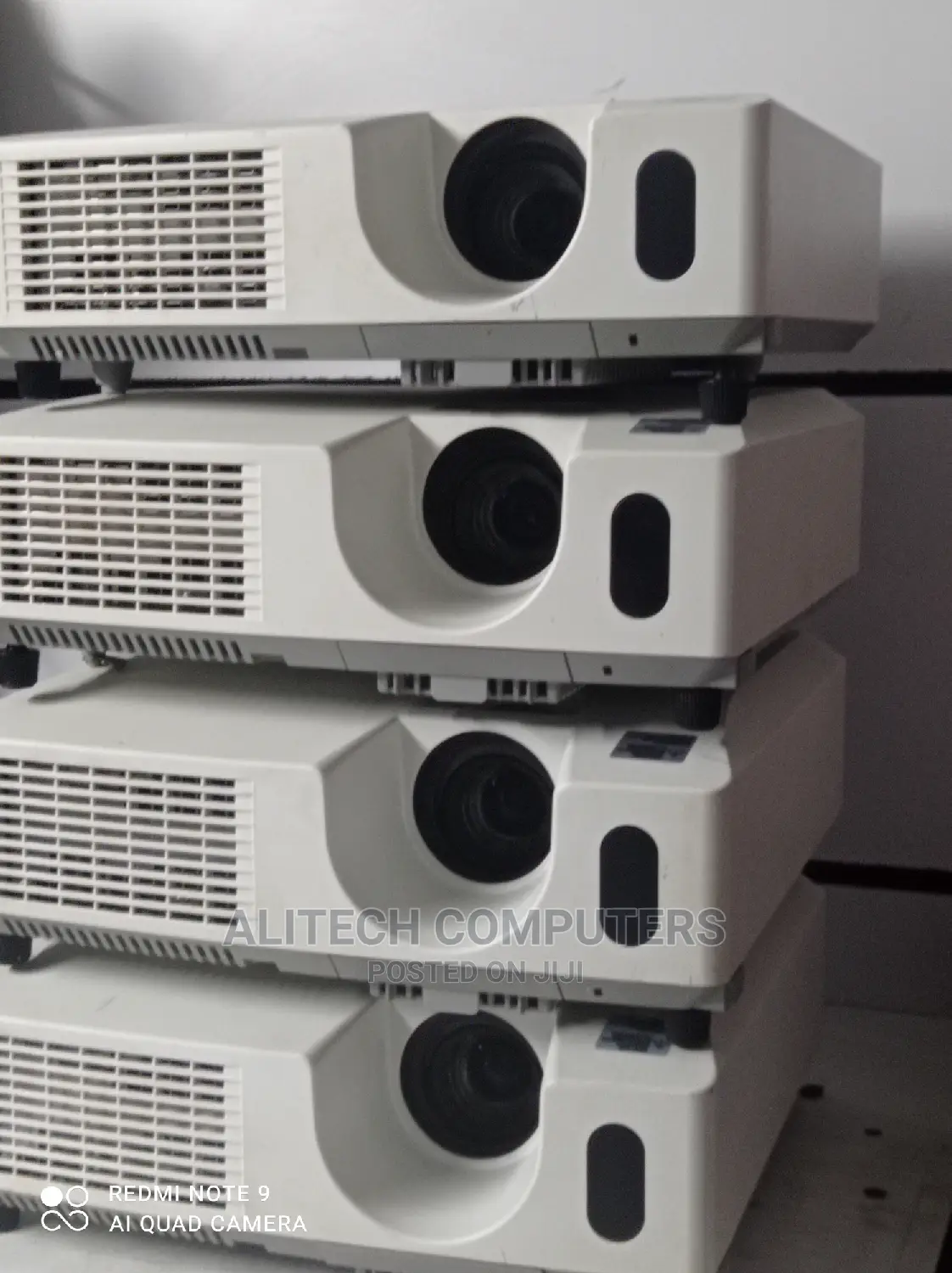 Hitachi Projectors