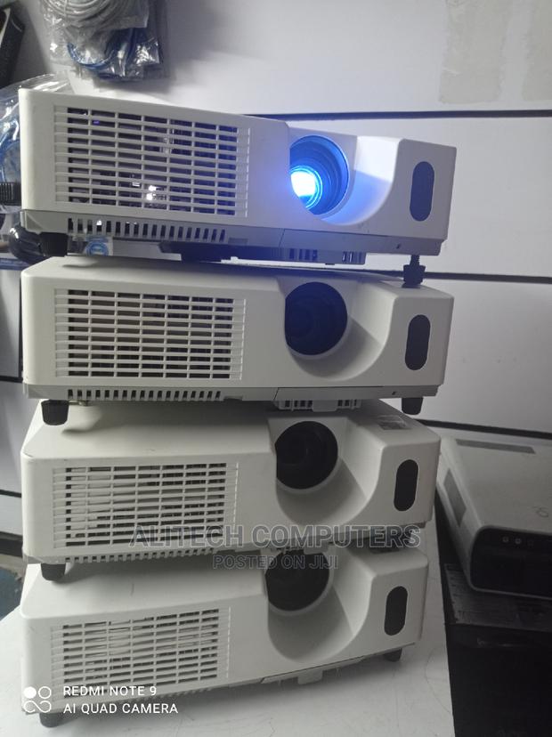 Hitachi Projectors - main view