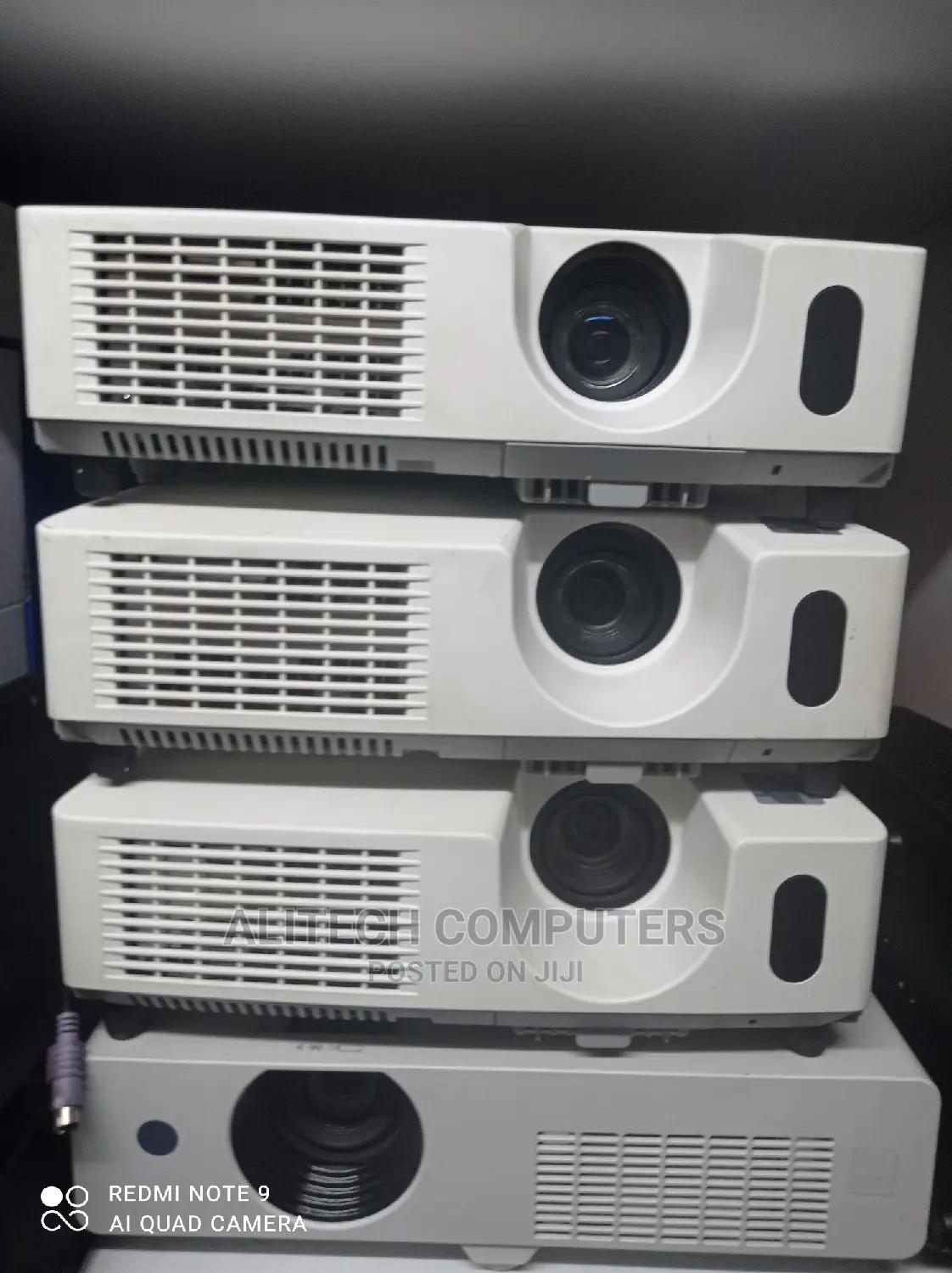 Hitachi Projectors