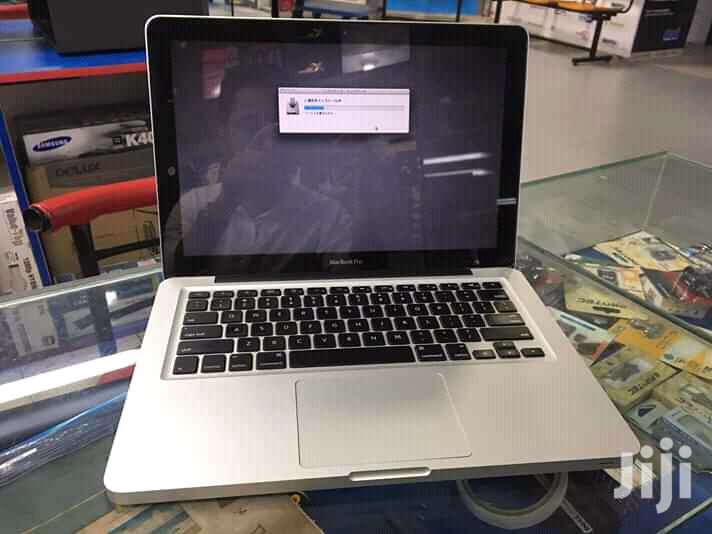 Apple Macbook Pro 500GB HDD Core i5 8GB Ram