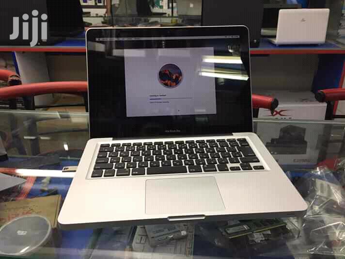 Apple Macbook Pro 500GB HDD Core i5 8GB Ram